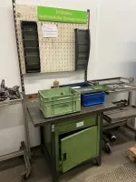 1 workbench with tool wall