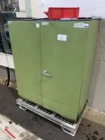 1 metal tool cabinet