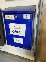 1 boîte aux lettres