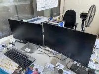 2 širokoúhlé TFT monitory Dell