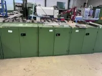 10 Metallwerkzeugschränke, niedrig