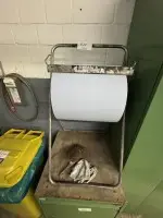 1 dévidoir à papier