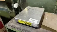 1 balance au sol Bizerba avec commande Mettler Toledo