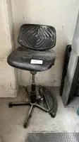 1 otočná pracovní židle