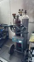 1 chariot à bouteilles avec robinetterie