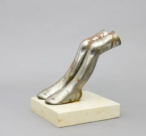 Schoenholtz, Michael (1937 Duisbourg - 2019 Berlin) – Deux jambes