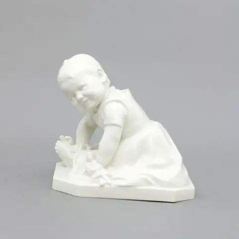 Groupe de figurines, Schwarzburger Werkstätten, Rudolstadt, 1908, Petite fille avec poupée