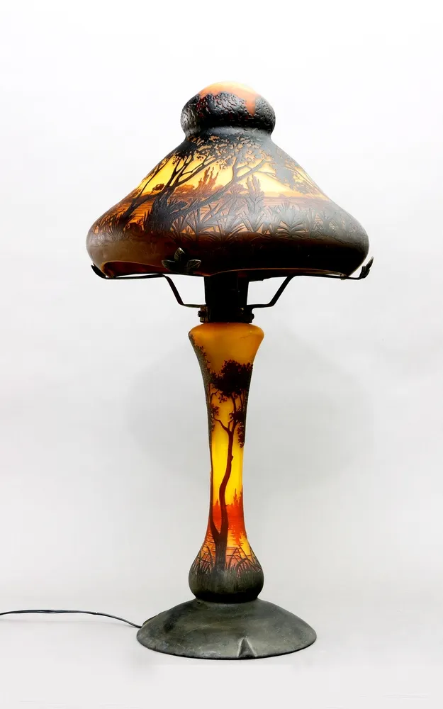 Lampe, lampe de table, Daum Frères, Nancy, France, début 20e s.