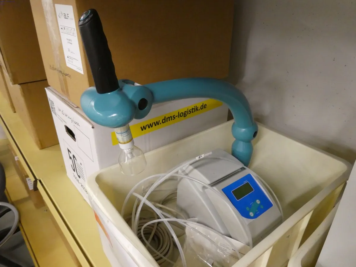 1 partij experimentele laboratoriumapparatuur