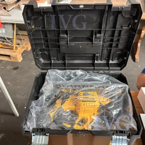 Cordless circular saw DEWALT DCS576