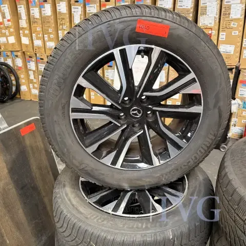Jeu de pneus hiver BRIDGESTONE