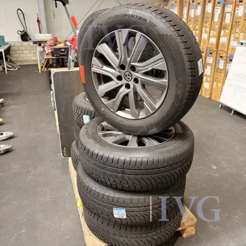 Set winterbanden FALKEN
