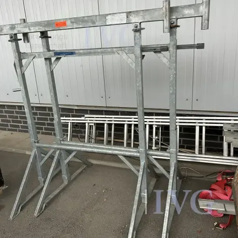 Crank stands (galvanised)