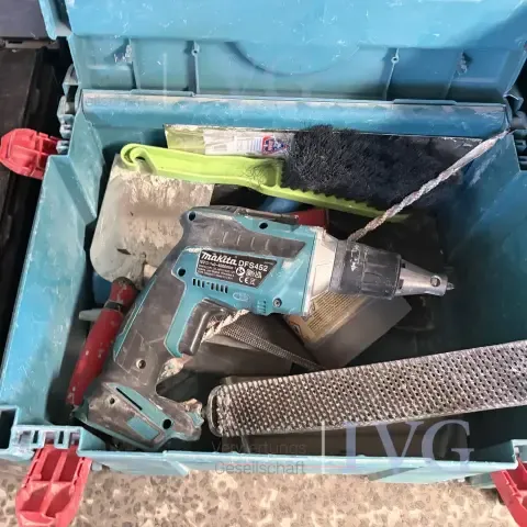 Accu-droogbouwschroefmachine MAKITA DFS452