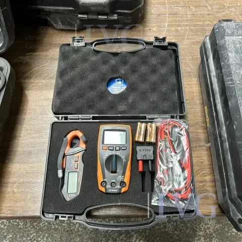 Multimeter HT HT211