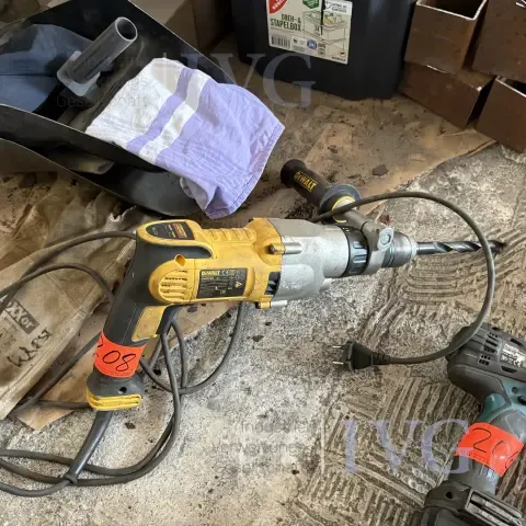 Drill DEWALT DWD530