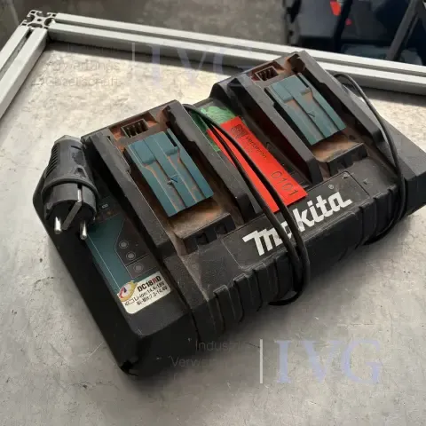 Acculader MAKITA DC18RD