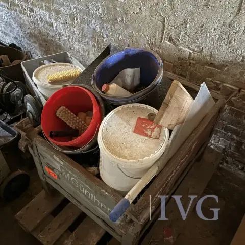 Lot d'accessoires d'atelier