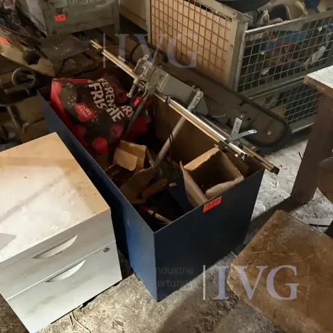 Стальной ящик