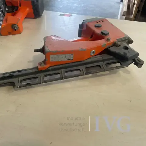HOLZ-HER pneumatic nailer