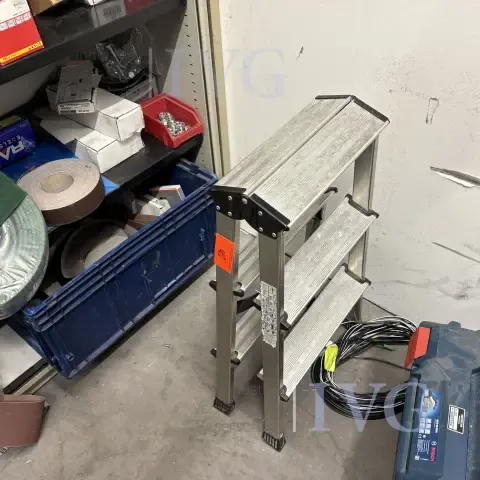 Aluminium knikladder