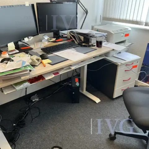 Bureau réglable en hauteur électrique