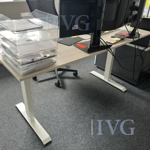 Bureau à hauteur réglable électrique