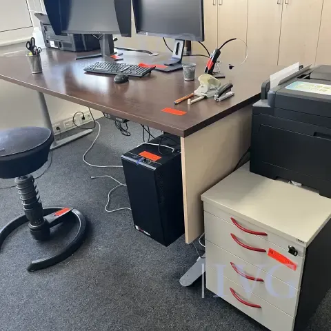 Bureau à hauteur réglable électrique