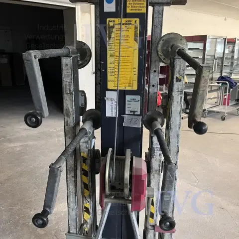 Montagelift/Gabellift GENIE Super Tower ST-24