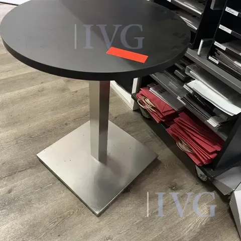 Стол