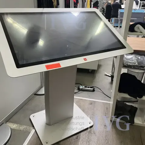 Flat screen
