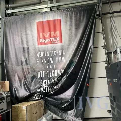 Bâche publicitaire « IVM SignTEX »