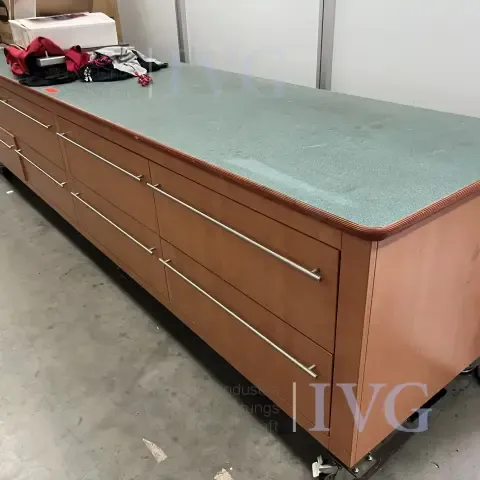 Sideboard
