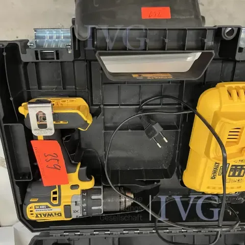 Cordless drill DEWALT DCD791