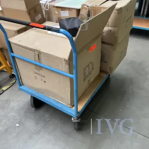 Tiered roll trolley