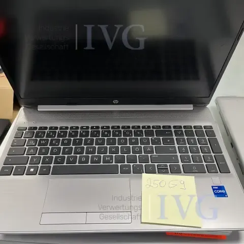 Laptop HP 250 G9