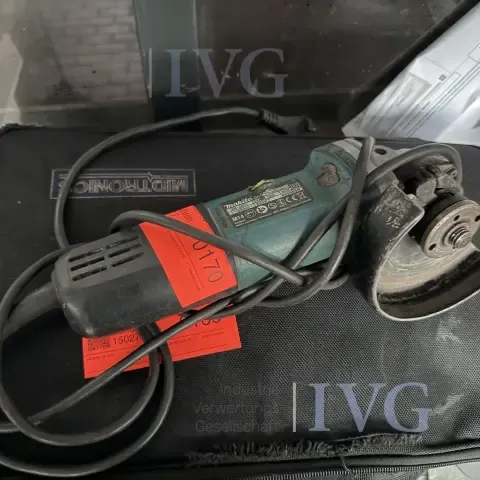 Angle grinder MAKITA 9558NW