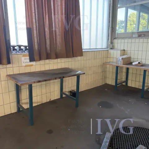 Pracovní stoly