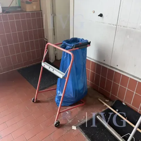 Стойка для мусора WÜRTH