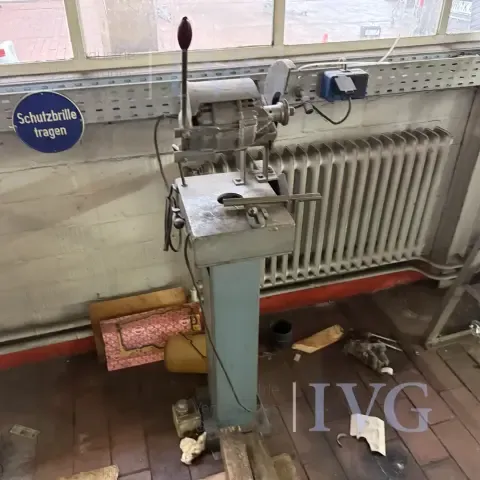 Afkortslijpmachine