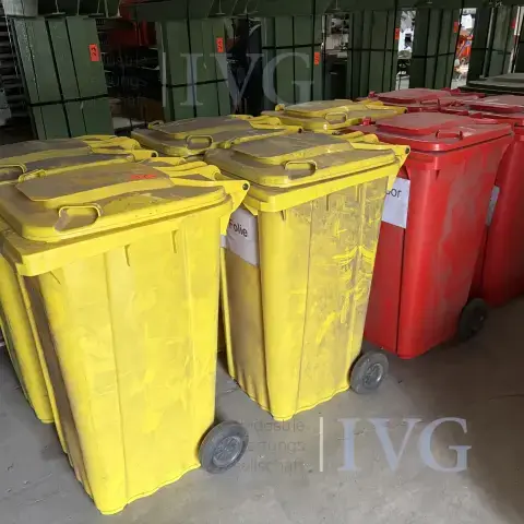 Lot de poubelles