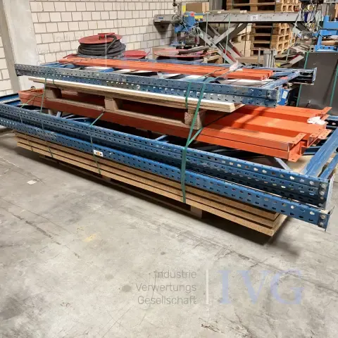 Heavy-duty shelving