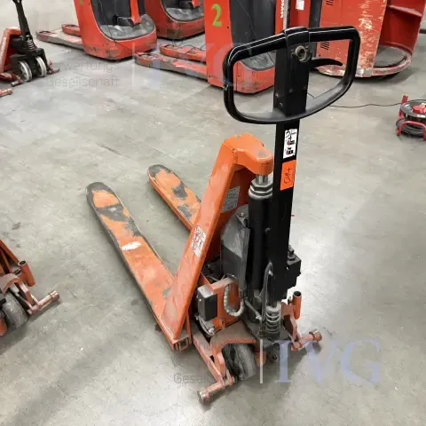 Transpalette gerbeur électrique BT HHL100