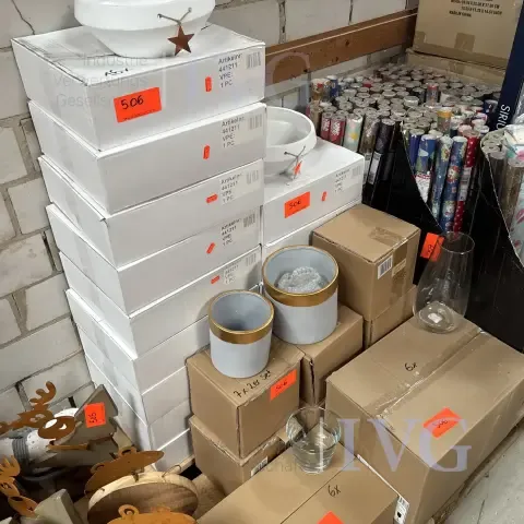 Lot d'articles décoratifs