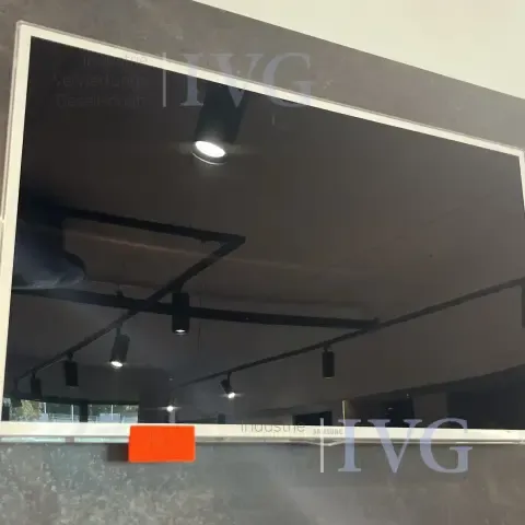 Flachbildschirm SAMSUNG