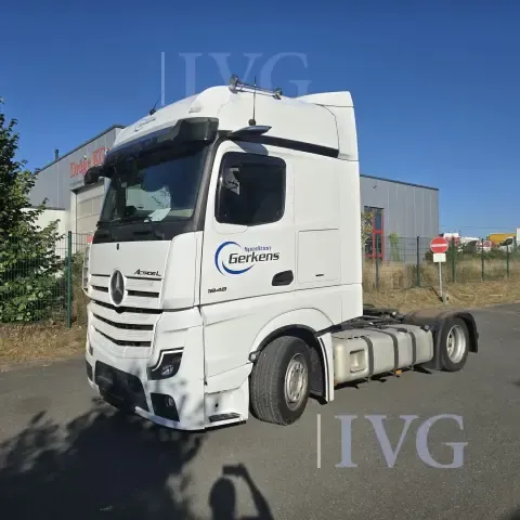 Tractor unit MERCEDES-BENZ Actros 1848
