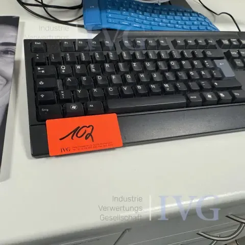 Komputer All-in-One LENOVO Thinkcentre