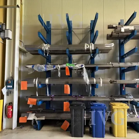 Single-sided cantilever rack (blue)