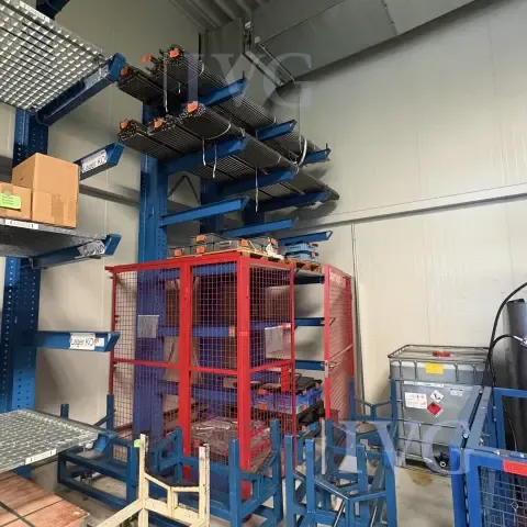 Rayonnage à cantilevers (bleu)