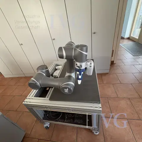 Robot 6-osiowy TECHMAN ROBOT TM5-700